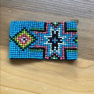 Turquoise color southwest style stretch beaded bracelet